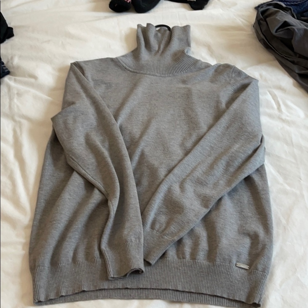 Gray turtleneck